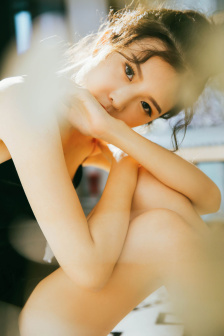 杨幂酒店1分11视频在线直播